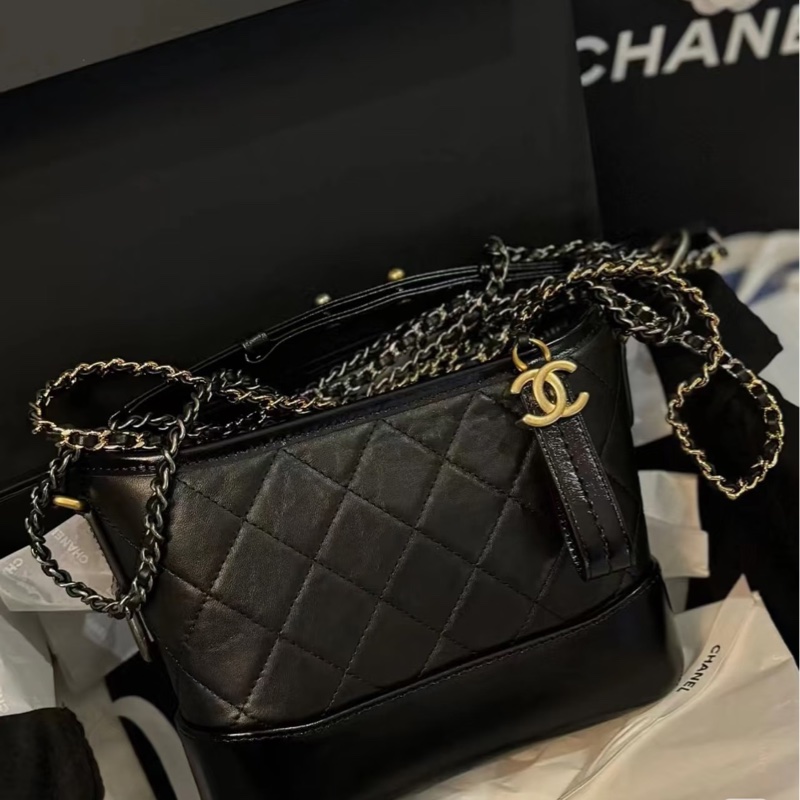 Chanel • Gabrielle 經典黑金牛皮流浪包 小號 芯片款 有購證✔️-2