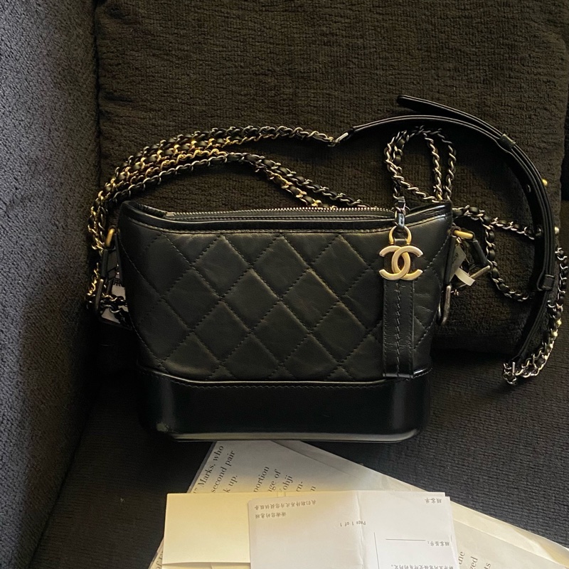 Chanel • Gabrielle 經典黑金牛皮流浪包 小號 芯片款 有購證✔️-3