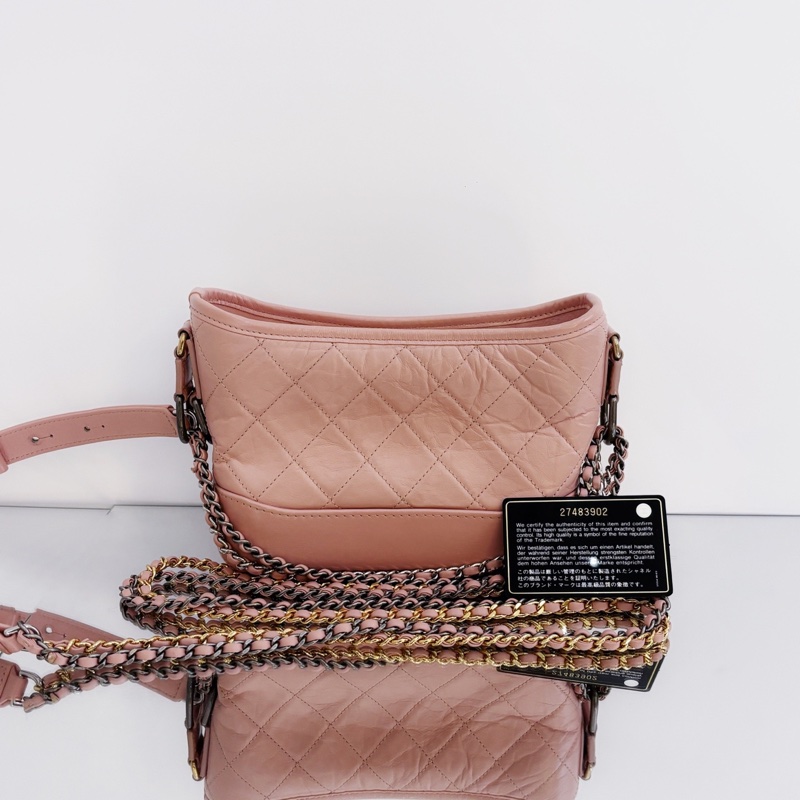 Chanel • Gabrielle 經典牛皮流浪包小號 櫻花粉 金釦 🌸 有卡✔️-5