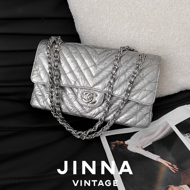 Chanel • 稀有液態銀爆裂紋山形紋牛皮Cf 25翻蓋包 全配✔️-0