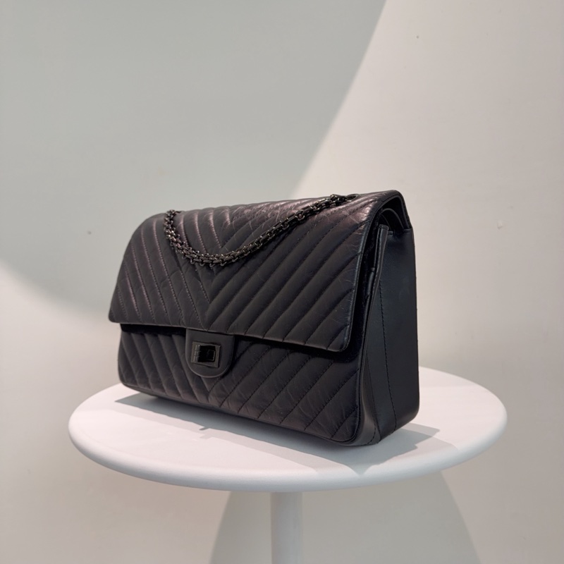 Chanel • 稀有全黑山形紋牛皮2.55 So Black 中號 有卡✔️-4