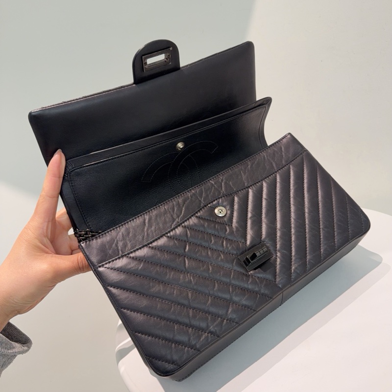 Chanel • 稀有全黑山形紋牛皮2.55 So Black 中號 有卡✔️-9