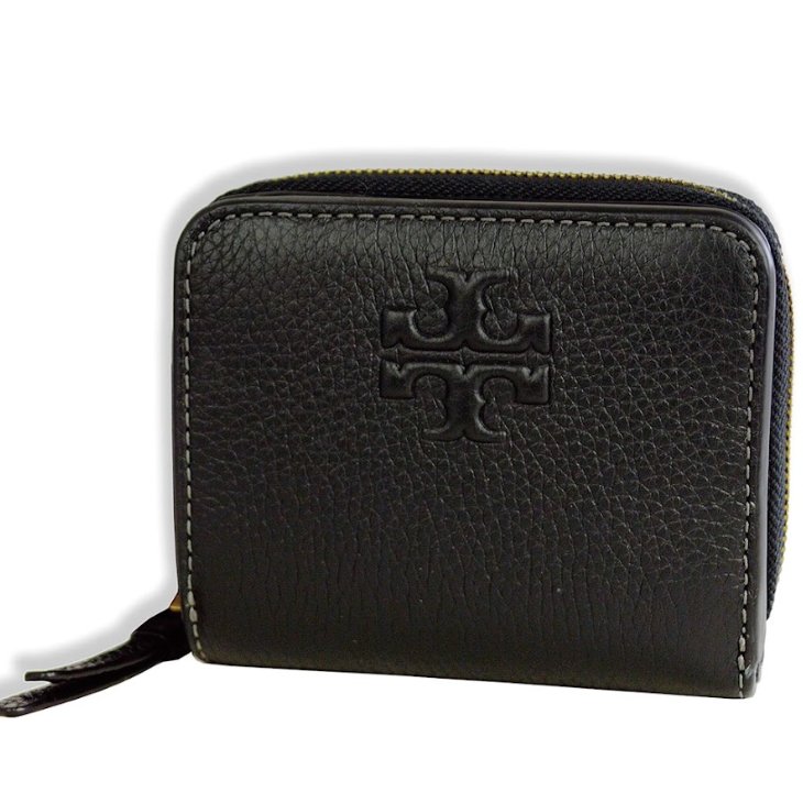 快速出貨!【TORY BURCH】牛皮皮革浮雕logo拉鍊短夾-黑色-0