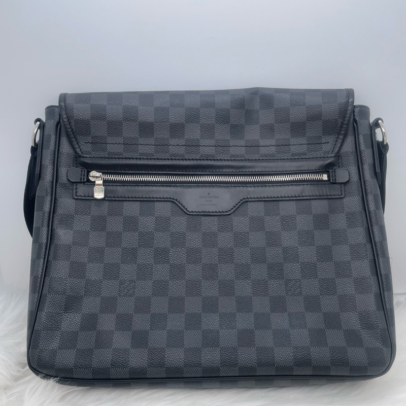 路易威登/Louis Vuitton09編碼棋盤格斜挎包尺寸33x7x29cm-1