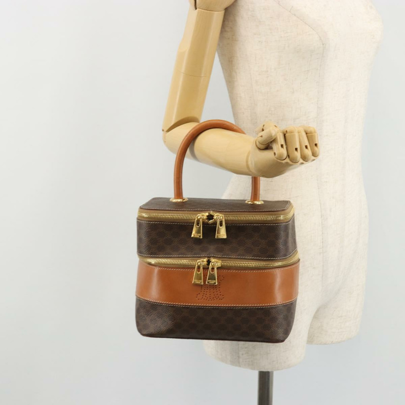 【日本直送】CELINE Macadam帆布化妝包 PVC皮革 棕色金色 正品 YKZ1479A-25