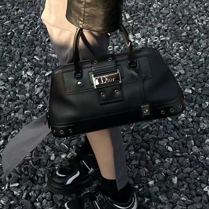 現貨可議價Dior vintage punk so black 甜酷風手提貝殼包 96新配件塵袋-1
