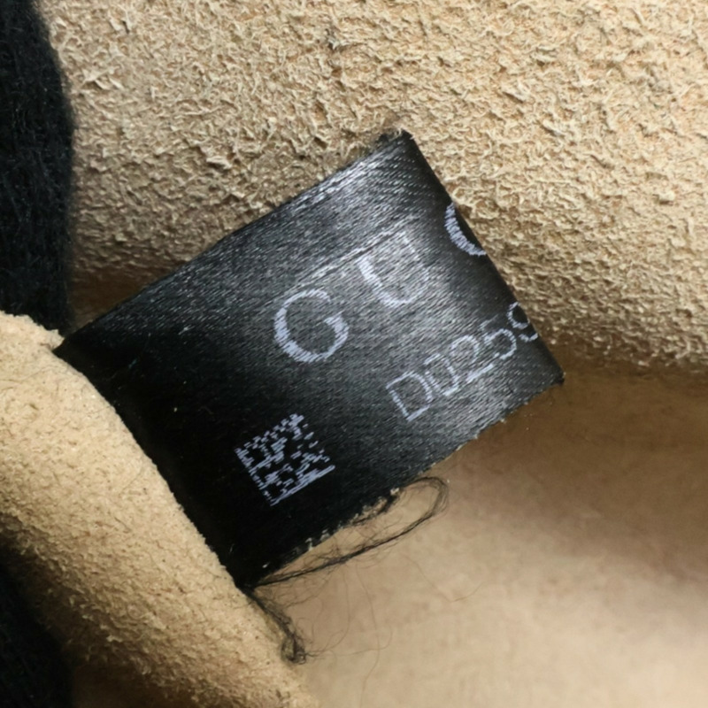 黑色牛皮 GG Marmont 肩背包【GUCCI 古馳】 447632-5