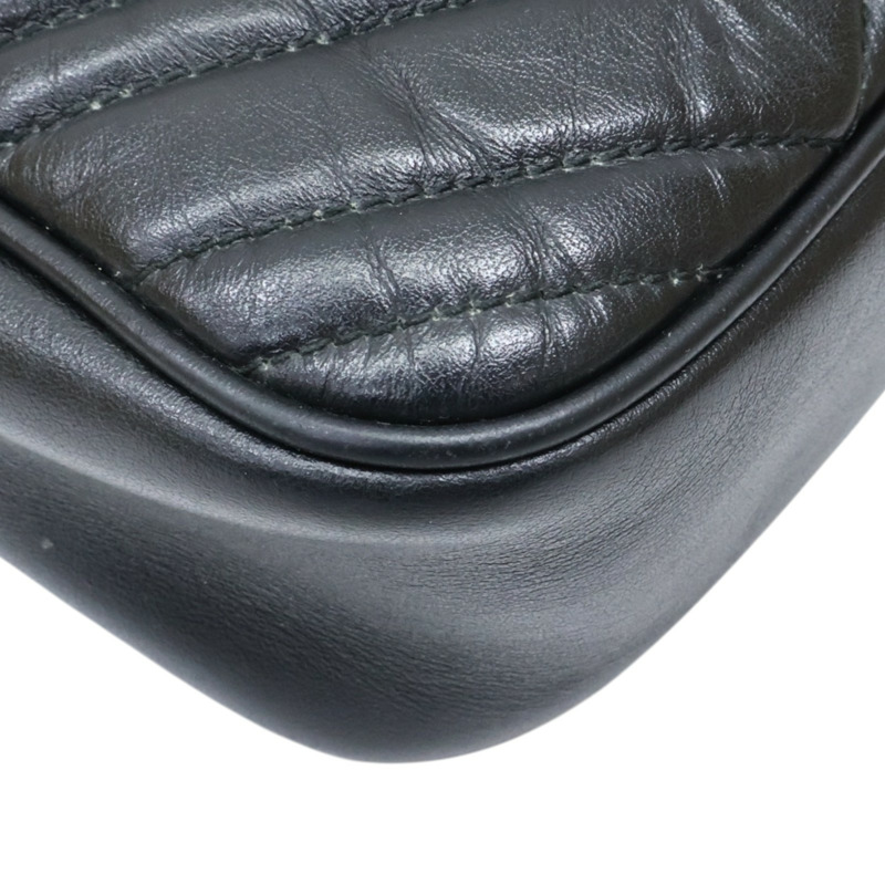 黑色牛皮 GG Marmont 肩背包【GUCCI 古馳】 447632-14