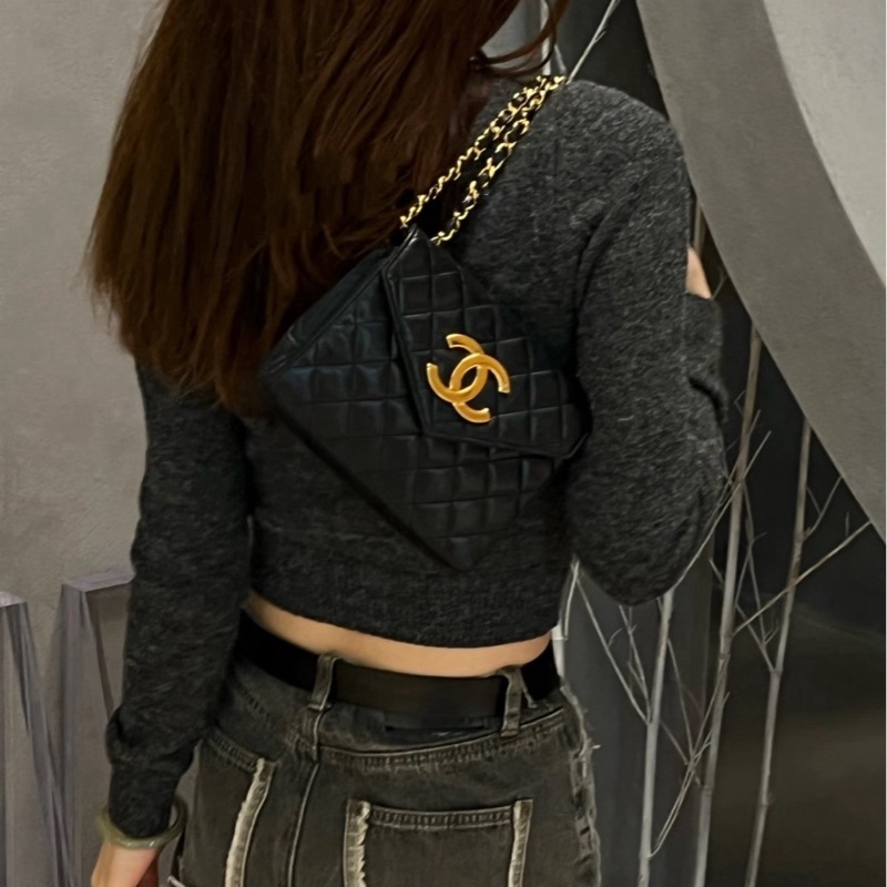 Chanel • 經典黑金大Logo翻蓋鏈條包-2