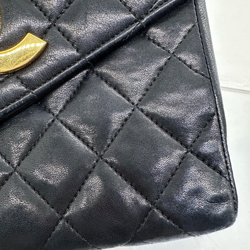 Chanel • 經典黑金大Logo翻蓋鏈條包-9