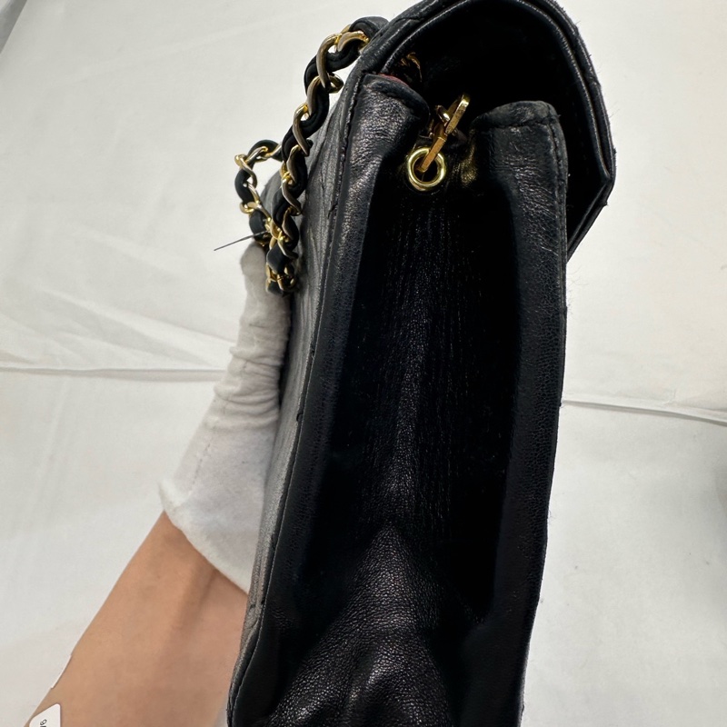 Chanel • 經典黑金大Logo翻蓋鏈條包-11