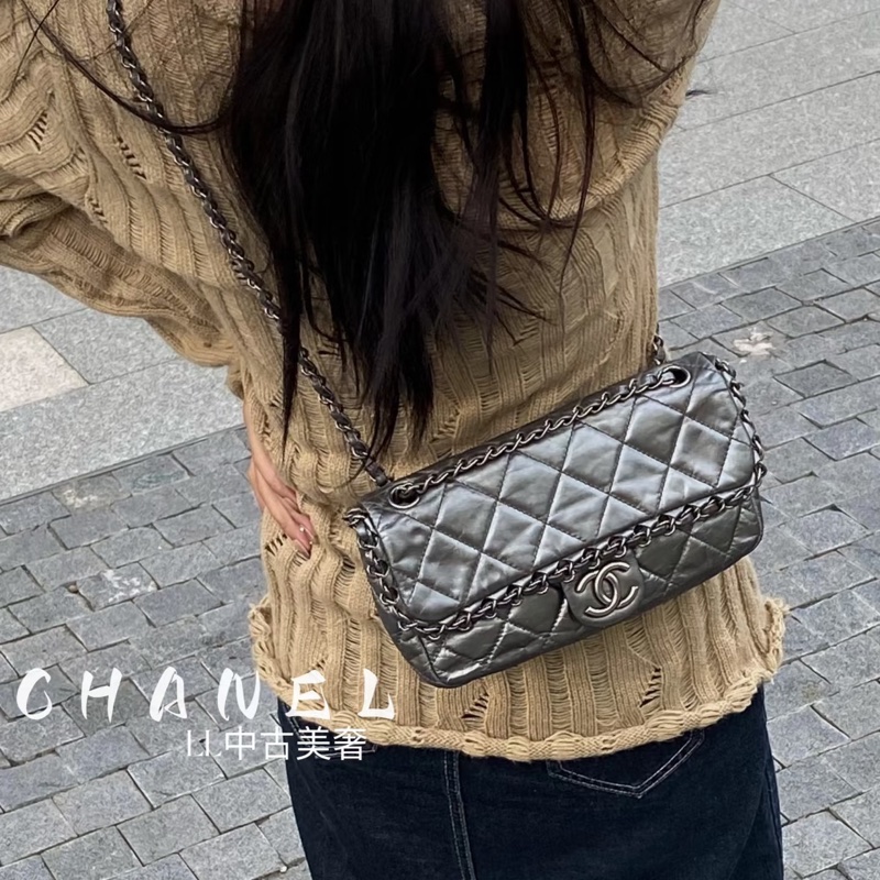Chanel • 槍灰油臘牛皮銀釦滾邊鏈條Cf 25 翻蓋包-1