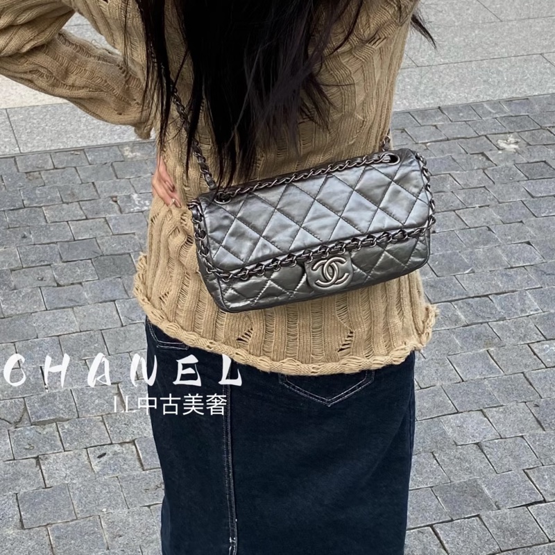 Chanel • 槍灰油臘牛皮銀釦滾邊鏈條Cf 25 翻蓋包-2