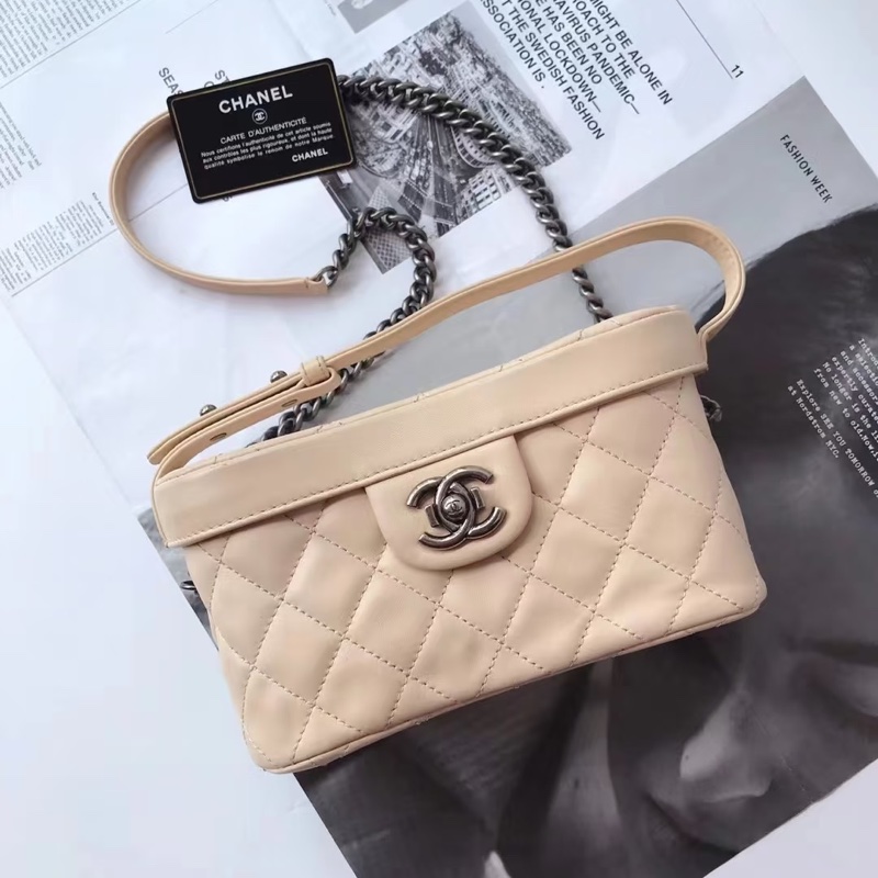 Chanel • 孟買奶油色牛皮銀釦盒子包 秀款✨-0