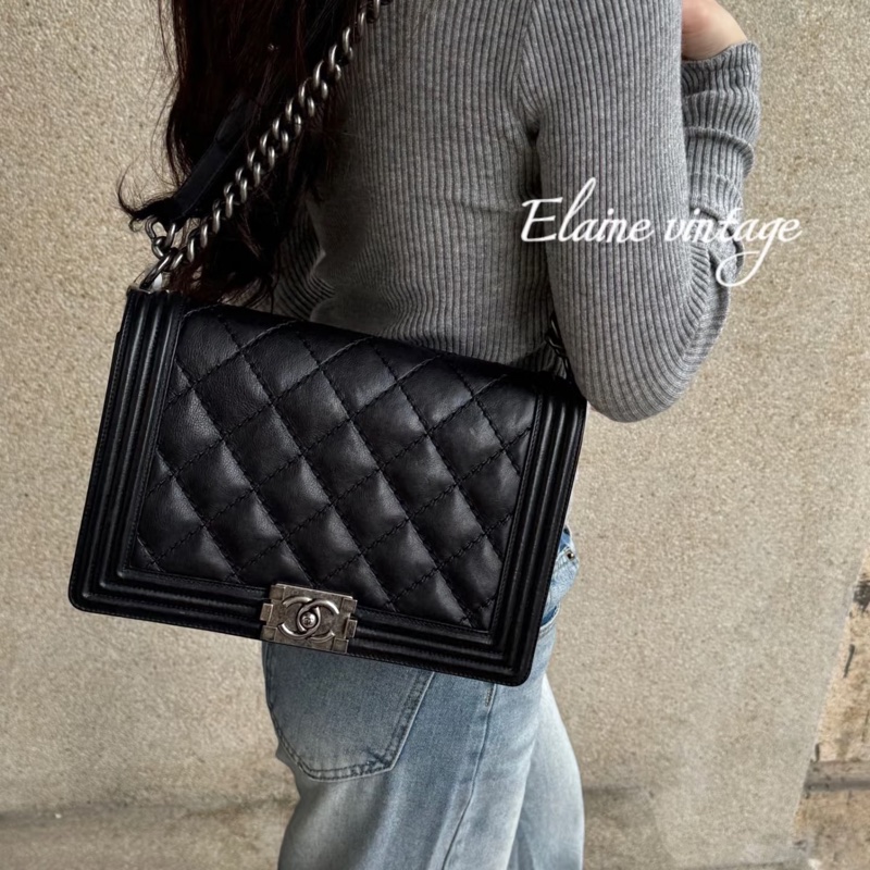 Chanel • 經典黑銀外縫線牛皮Le Boy 28 中大號 有購證✔️-0