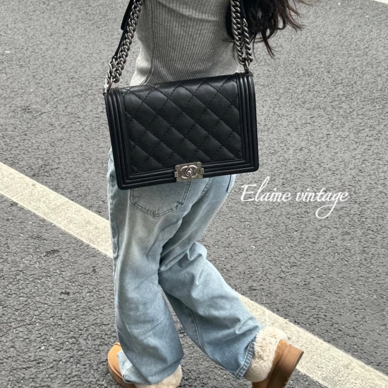 Chanel • 經典黑銀外縫線牛皮Le Boy 28 中大號 有購證✔️-1