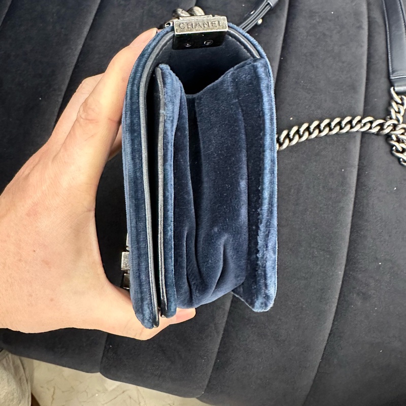 Chanel • 藏青色銀釦絲絨Le Boy 20 小號-3