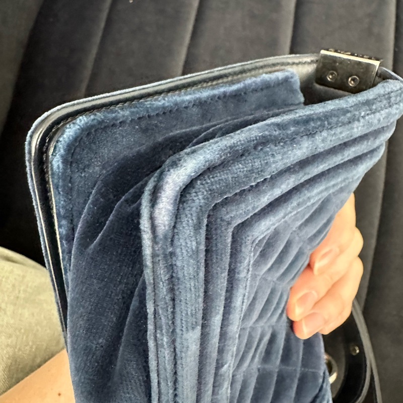 Chanel • 藏青色銀釦絲絨Le Boy 20 小號-7