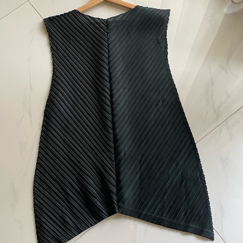 PP  綠黑拼色 鬱金香 四片斜紋 短洋裝 長版上衣