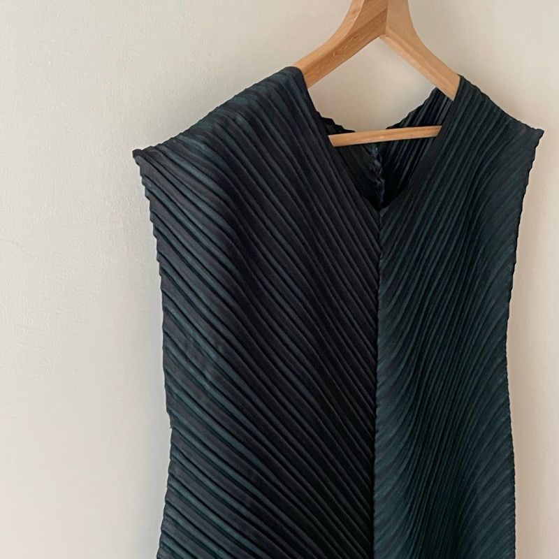 PP 綠黑拼色 鬱金香 四片斜紋 短洋裝 長版上衣-5