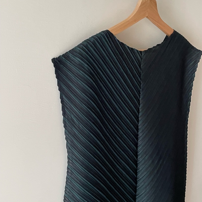 PP 綠黑拼色 鬱金香 四片斜紋 短洋裝 長版上衣-8