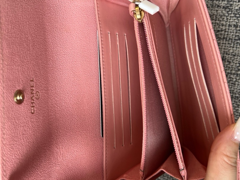 Chanel • 櫻花粉荔枝牛皮金釦中夾-7