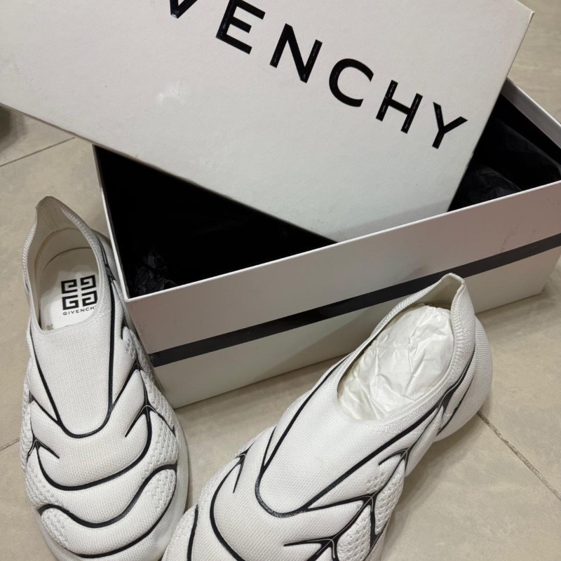 Givenchy sneakers-1