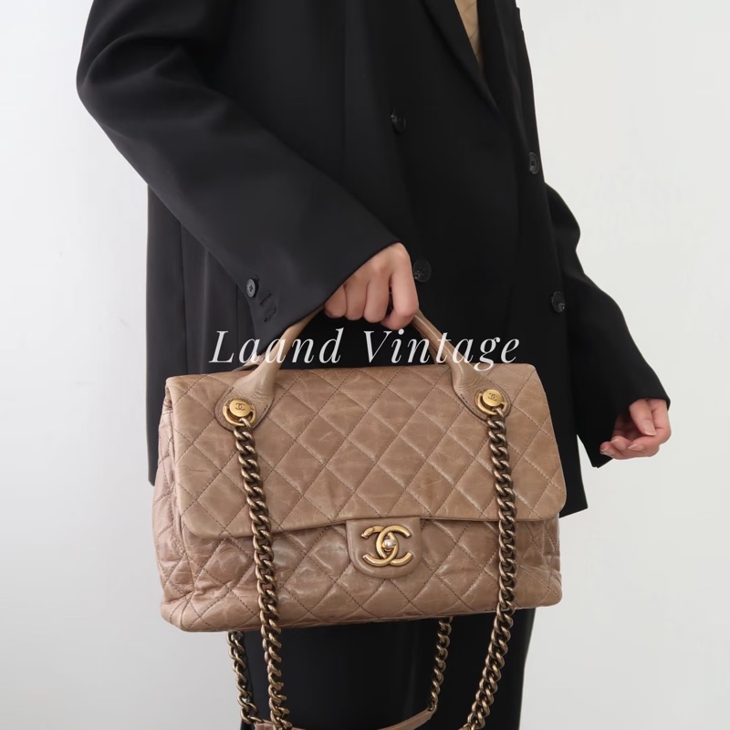 Chanel • 孟買奶茶色金釦油臘牛皮鏈條包 2way-1
