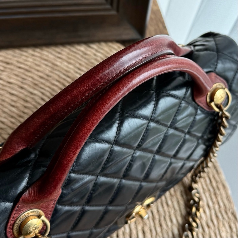 Chanel • 孟買勃艮第紅手柄黑金油臘牛皮鏈條包 2way-5