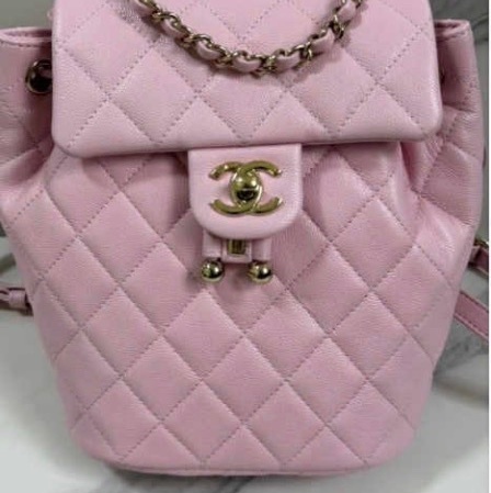 香奈兒淡粉色後背包