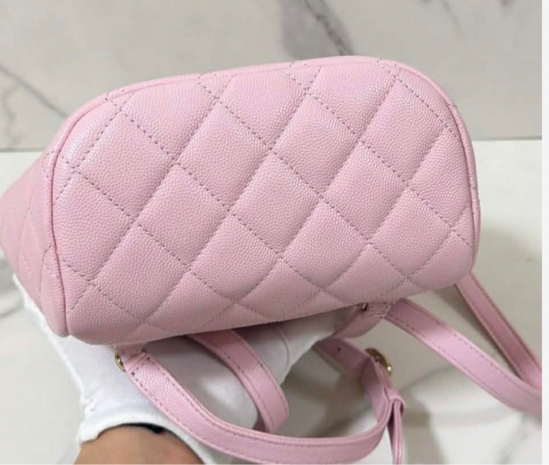 香奈兒淡粉色後背包-4