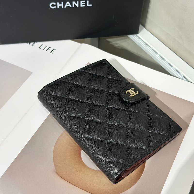 CHANEL 雙折護照夾中型錢包 - 黑金-2