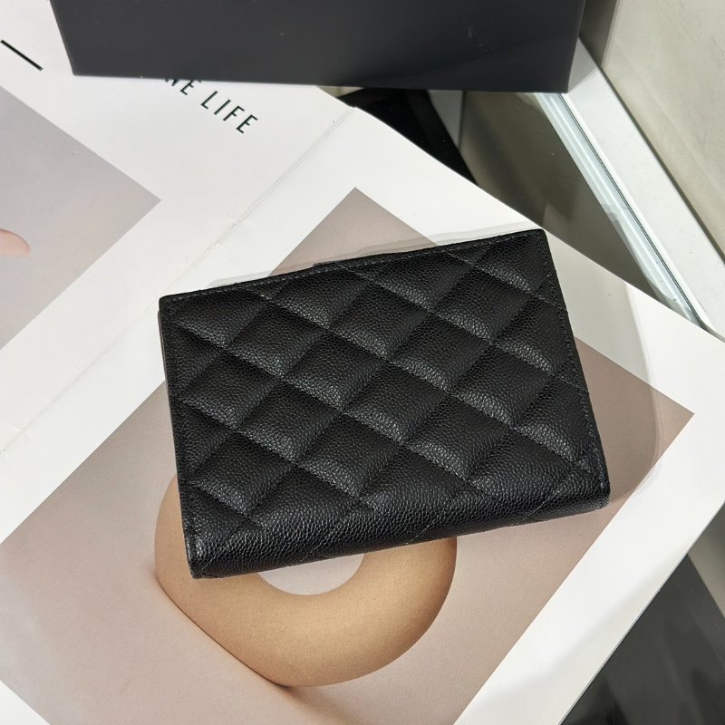 CHANEL 雙折護照夾中型錢包 - 黑金-4