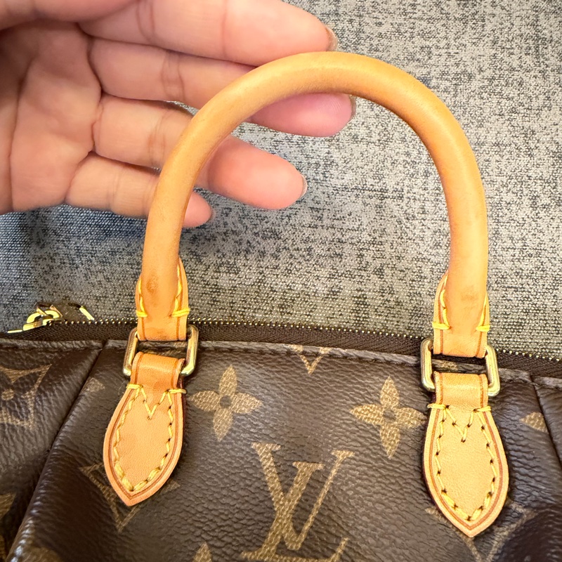 LV 小水餃包 M61253-11