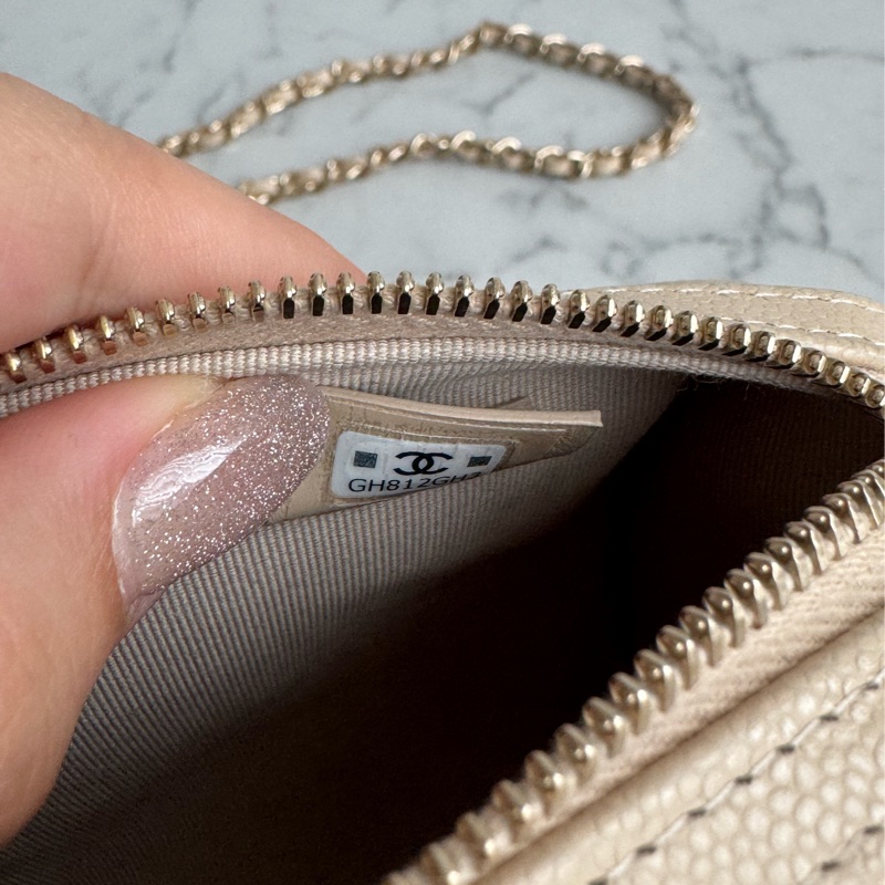 Chanel AP4474奶茶色荔枝淡金雙C手提兩用圓桶包-18