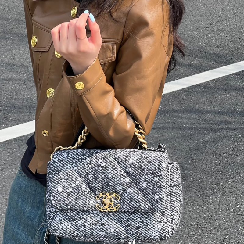 CHANEL 19 Bag 菱格紋手提肩背包 26 - 毛呢金-11