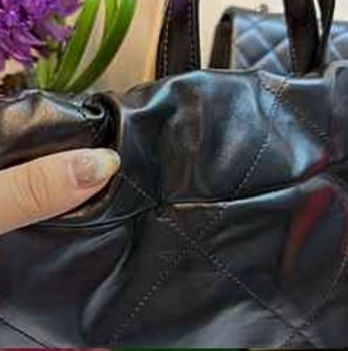 Chanel 22bag 後背包 黑金小號-8