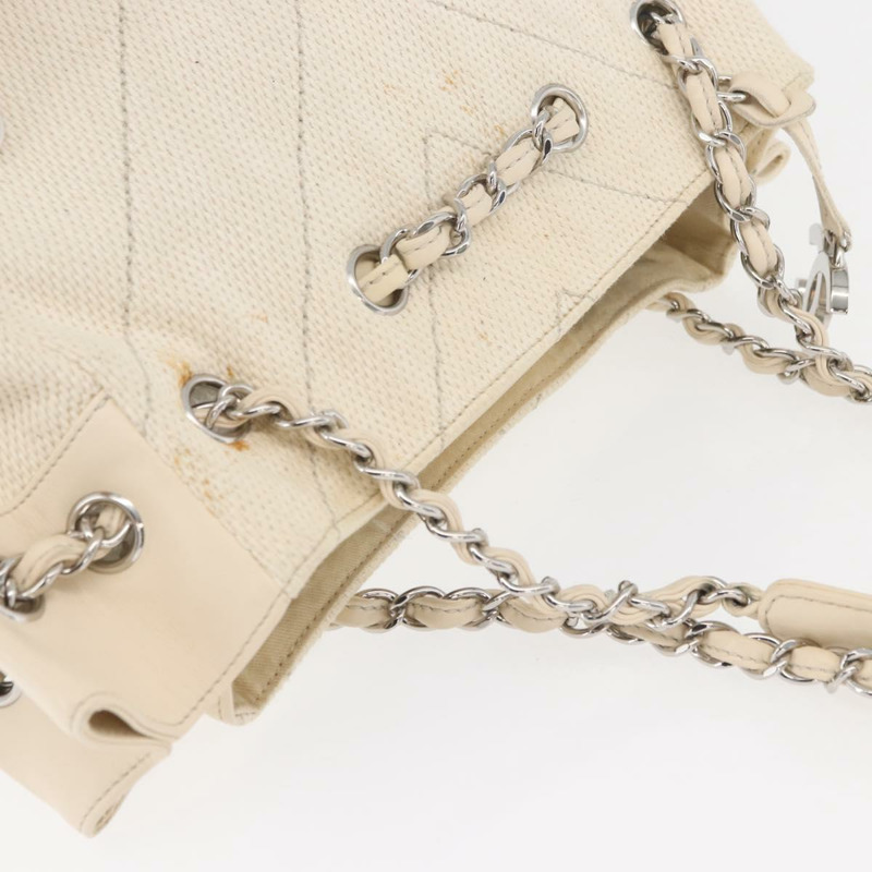 【日本直送】香奈兒鏈V形縫線單肩背包帆布米色銀色CC正品 YKZ1182A-5