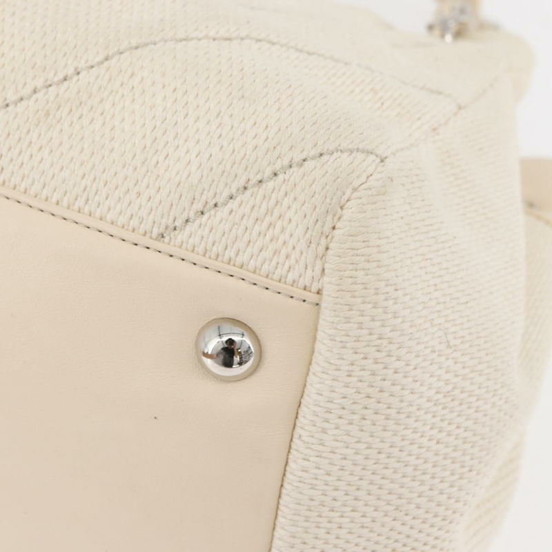 【日本直送】香奈兒鏈V形縫線單肩背包帆布米色銀色CC正品 YKZ1182A-8