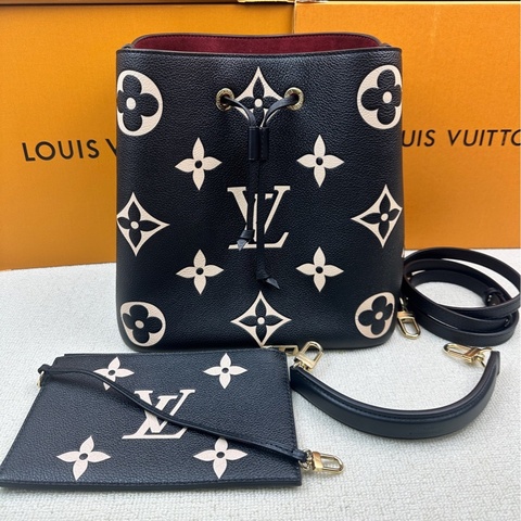 Lv 路易威登 黑白水桶中號 五金帶膜