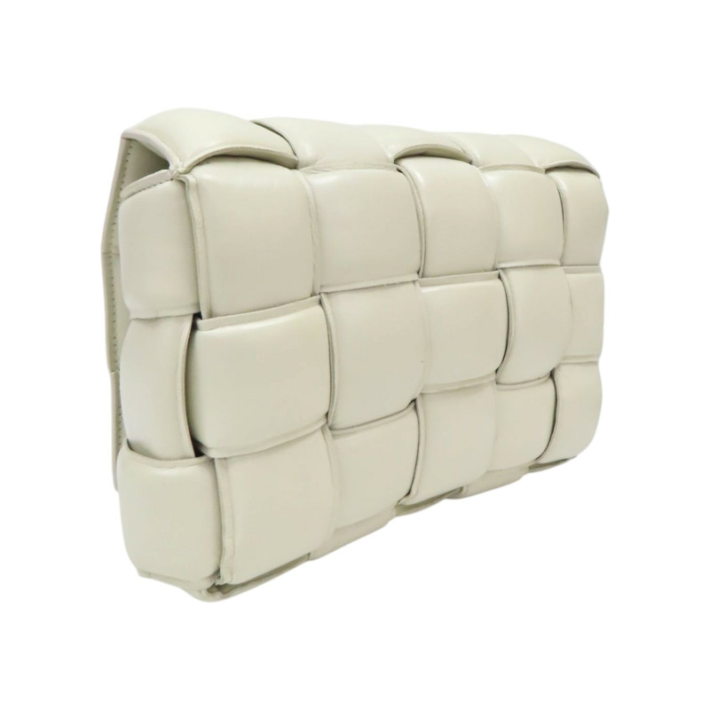 白色 羊皮 Padded Cassette枕頭包 肩背包【BOTTEGA VENETA BV 寶緹嘉】 591970-1