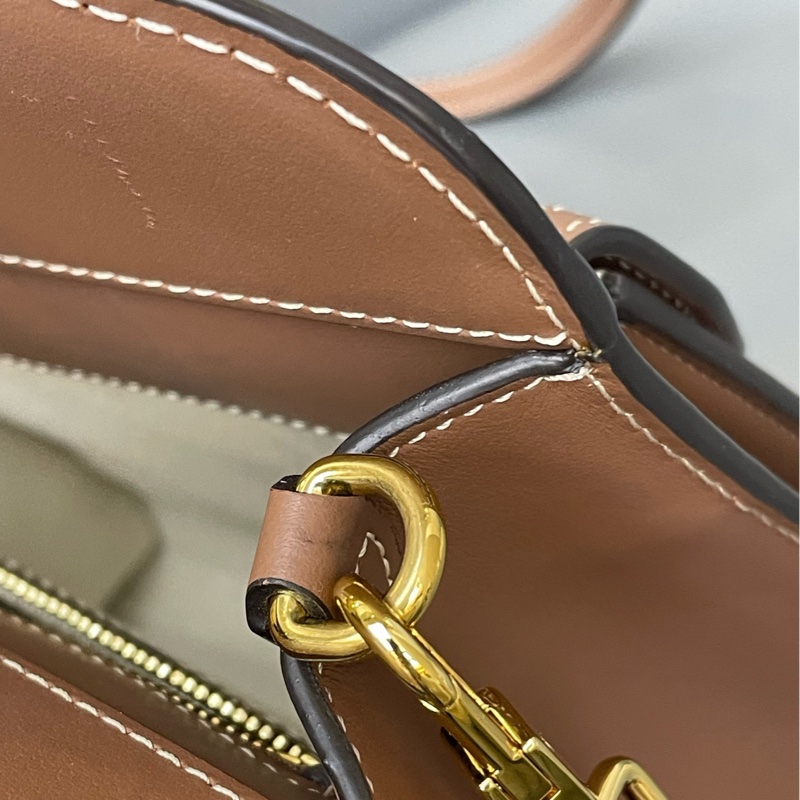 Burberry 巴寶莉 VintagePocket bag 雙色白棕 帆布包 托特包 郵差包 尺寸：23×22cm-10