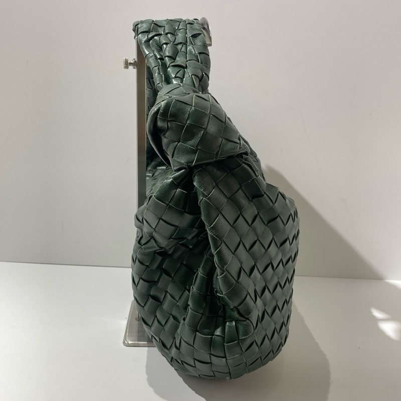 BV葆蝶家JODIE 深綠色金扣編織格羊皮打結包-2