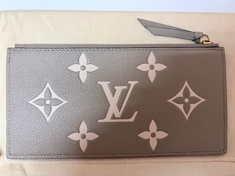 LV 路易威登 真品＊M82610 Félicie Pochette 斑鳩灰色皮革壓花紋 WOC三合一 金鏈斜背包-3