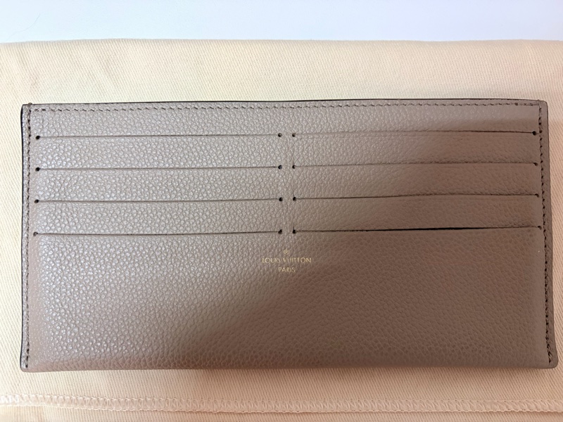 LV 路易威登 真品＊M82610 Félicie Pochette 斑鳩灰色皮革壓花紋 WOC三合一 金鏈斜背包-4