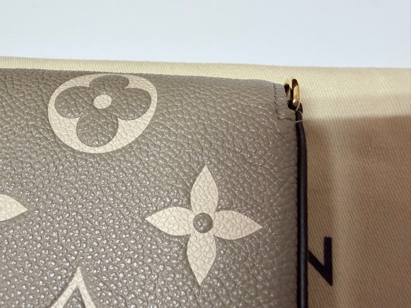 LV 路易威登 真品＊M82610 Félicie Pochette 斑鳩灰色皮革壓花紋 WOC三合一 金鏈斜背包-18
