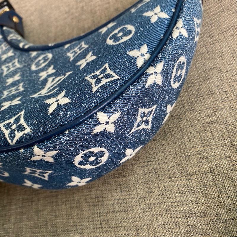 LV路易威登牛仔丹寧月亮包芯片款-5