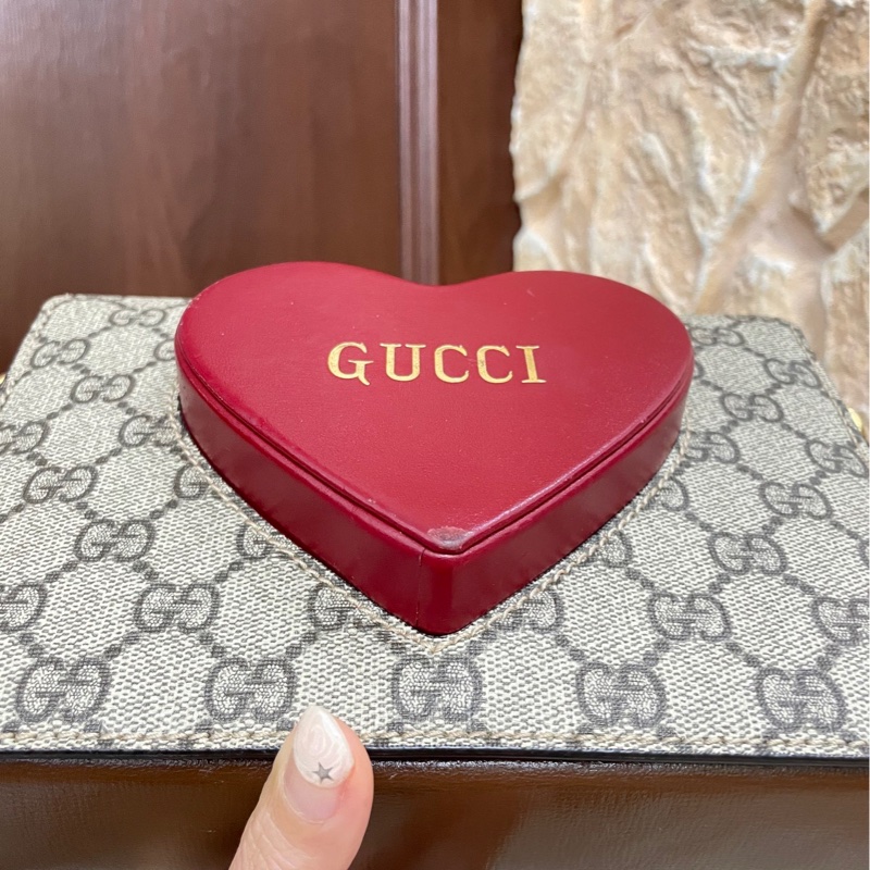 Gucci 愛心老花 翻蓋郵差包 20*15 肩帶可調節-3
