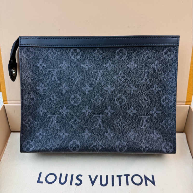 LV 路易威登 黑花洗漱包-1