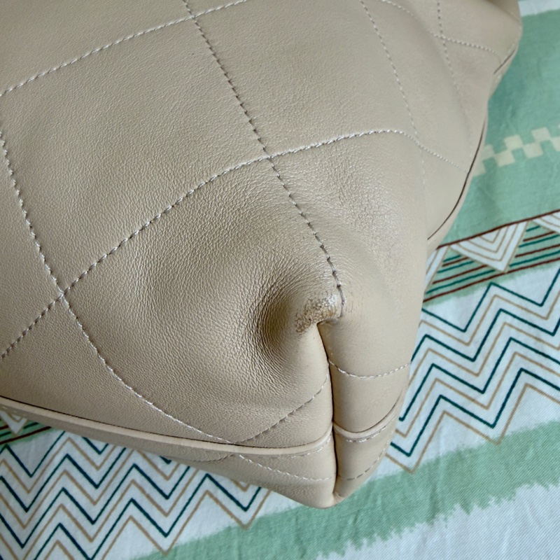 Chanel 25P Hobo Beige 肩背流浪包 米色/奶茶色-13